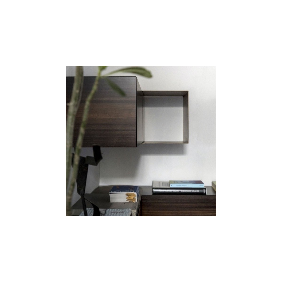Credenza PARTOUT WALL UNIT Mogg Credenza PARTOUT WALL UNIT Mogg