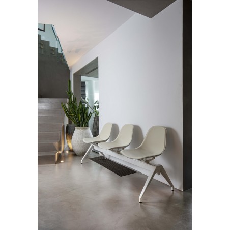 Waiting Area Couture Pellizzoni