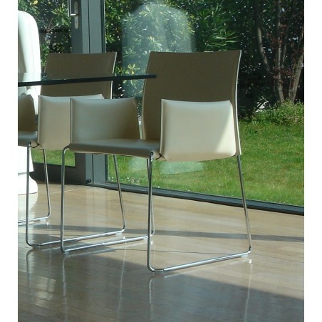 Chairs  Bizzy  Pellizzoni