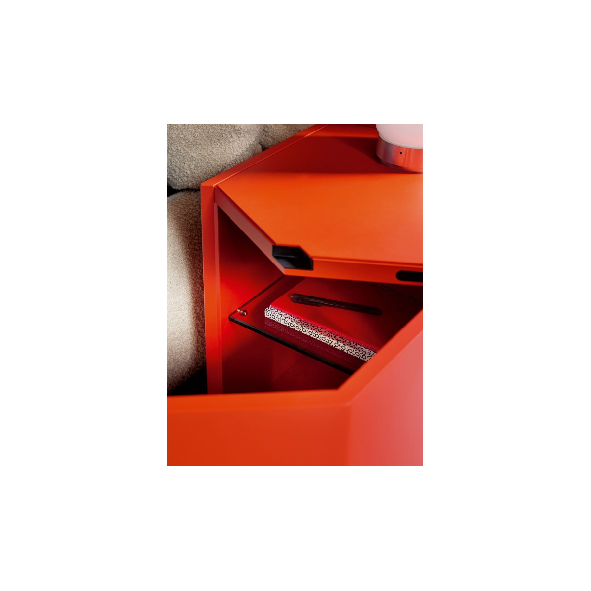 Z24 NIGHTSTAND Z24 NIGHTSTAND