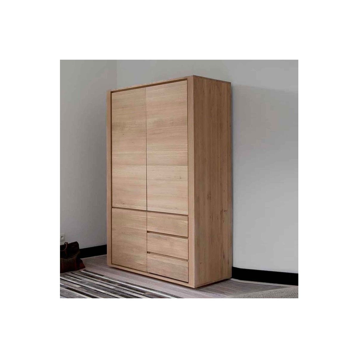 Wardrobe Shadow Ethnicraft