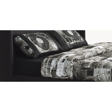 Bed Gimme Shelter Moroso