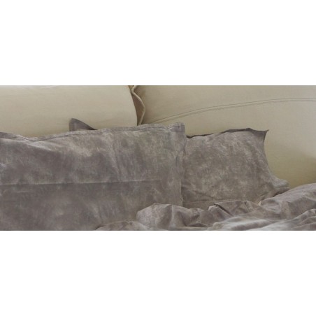 Bed Nebula Five Moroso