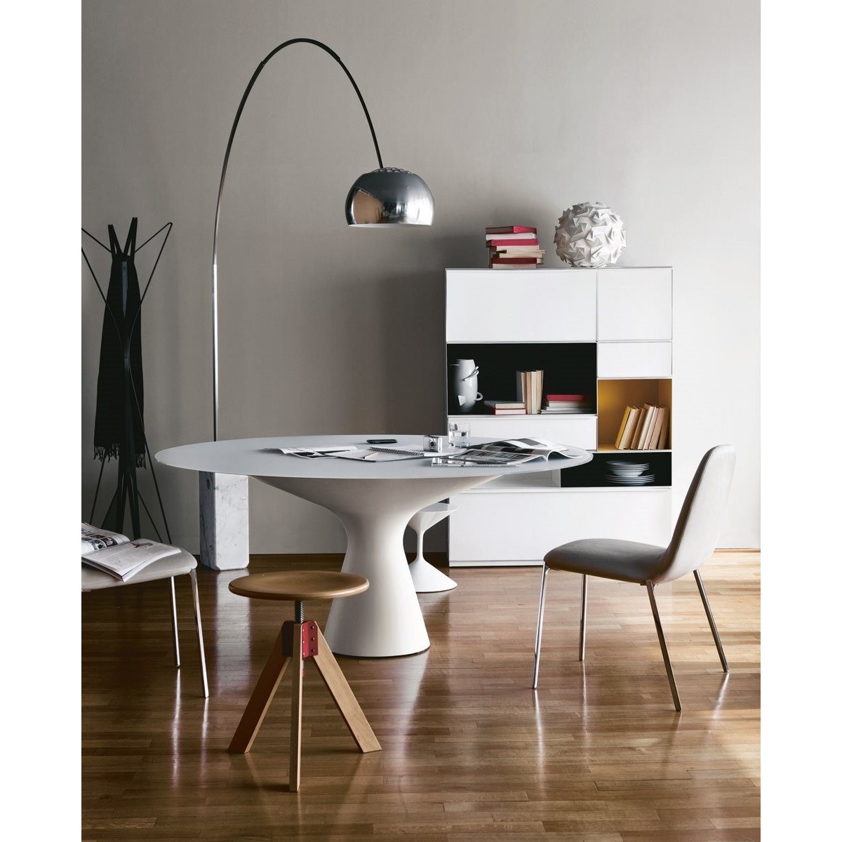 Stool Giotto Zanotta Stool Giotto Zanotta