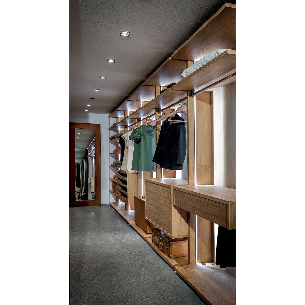 Wardrobe Avant Open Riva 1920 Wardrobe Avant Open Riva 1920