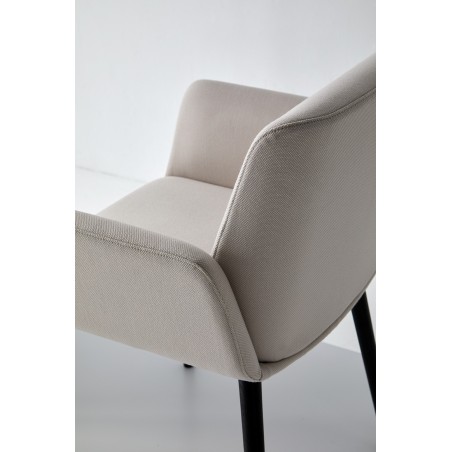Chair Hug Punt