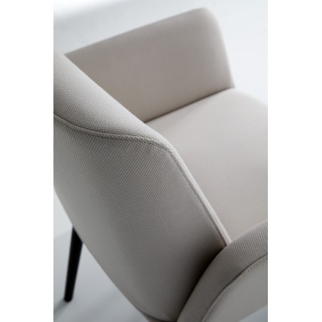 Chair Hug Punt